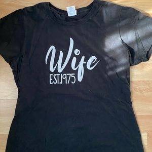 Womens Graphic Tee Short Sleeve Size L "Wife Est. 1975"
